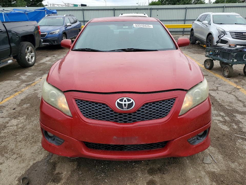 53310426 :رقم المزاد ، 4T1BF3EK9BU682824 vin ، 2011 Toyota Camry مزاد بيع