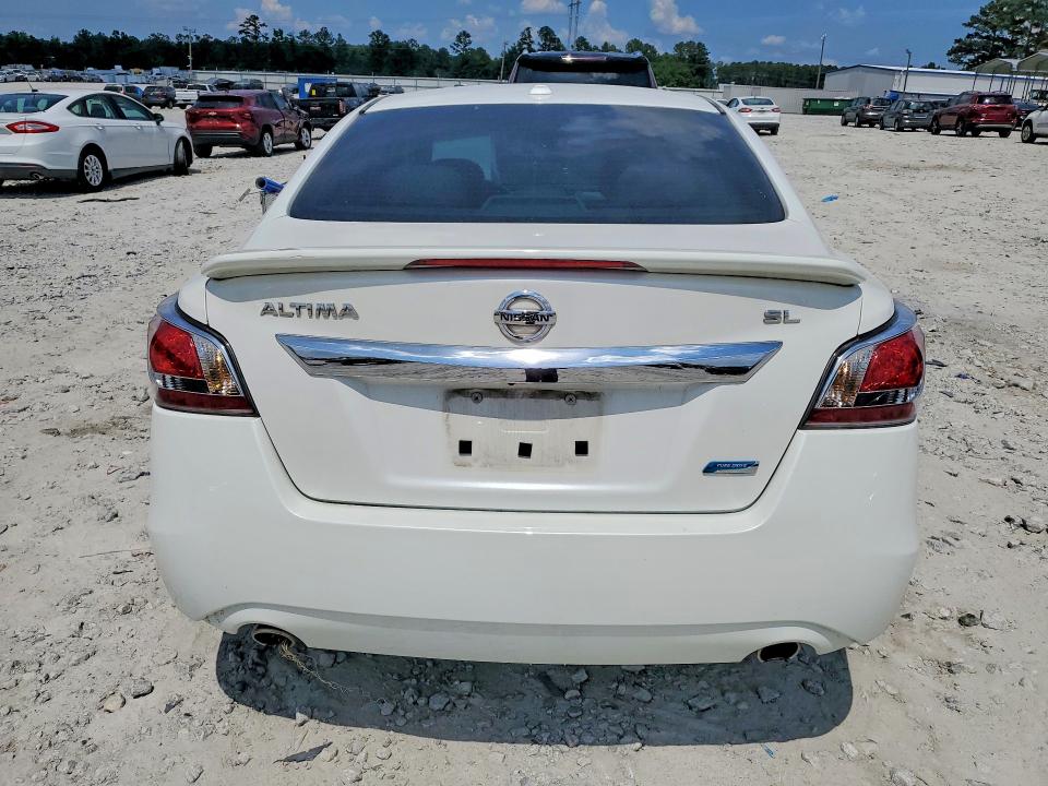 2014 Nissan Altima მანქანა იყიდება აუქციონზე, vin: 1N4AL3AP5EC157026, აუქციონის ნომერი: 52401976