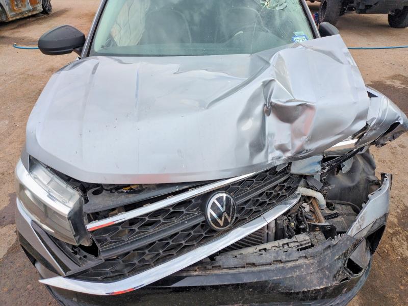 56755366 :رقم المزاد ، 3VV5X7B25RM059338 vin ، 2024 Volkswagen Taos مزاد بيع