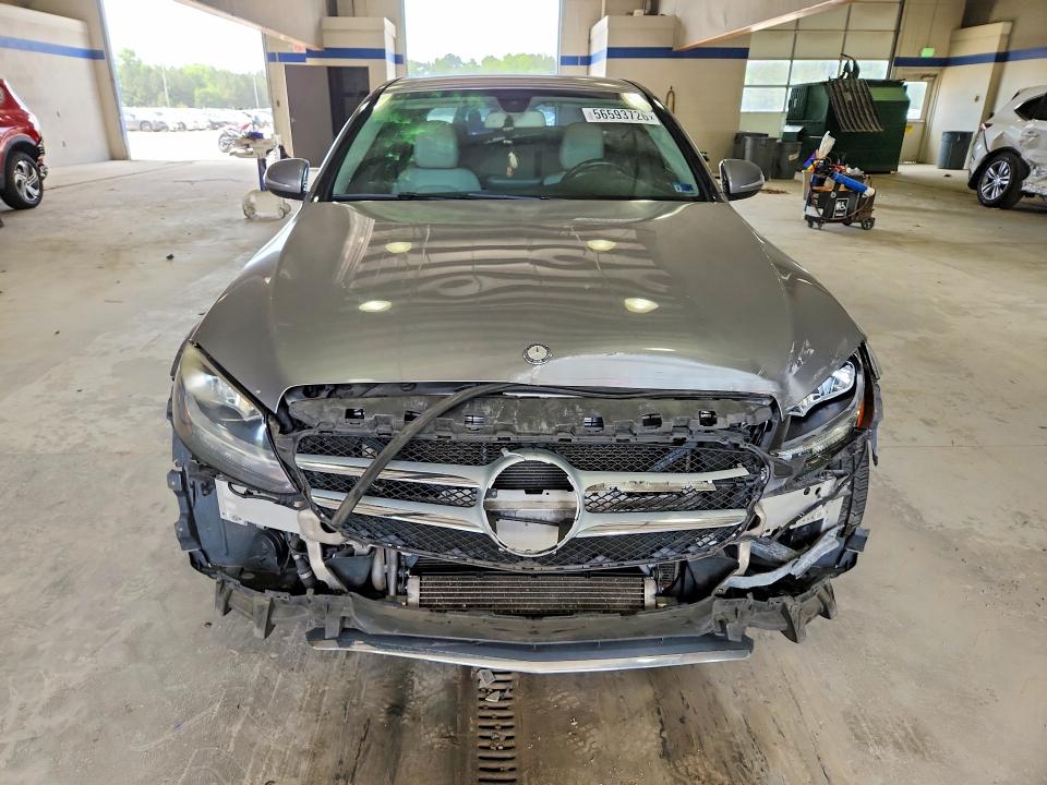 2015 Mercedes-benz C მანქანა იყიდება აუქციონზე, vin: 55SWF4KB4FU023255, აუქციონის ნომერი: 56593726