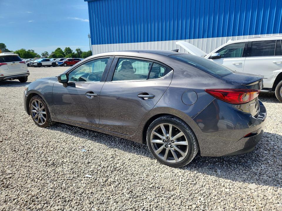 2018 Mazda 3 მანქანა იყიდება აუქციონზე, vin: 3MZBN1V30JM272904, აუქციონის ნომერი: 57418026