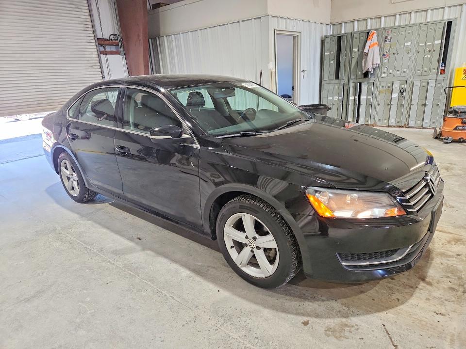 2014 Volkswagen Passat მანქანა იყიდება აუქციონზე, vin: 1VWBT7A31EC107269, აუქციონის ნომერი: 58046896