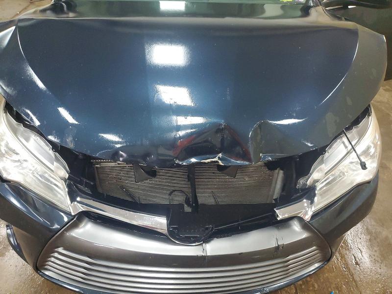 56635616 :رقم المزاد ، 4T1BF1FK1HU754157 vin ، 2017 Toyota Camry مزاد بيع