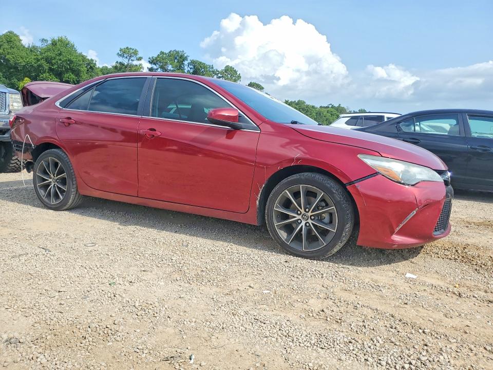 Aukcja sprzedaży 2015 Toyota Camry, vin: 4T1BF1FKXFU892700, numer aukcji: 58705366