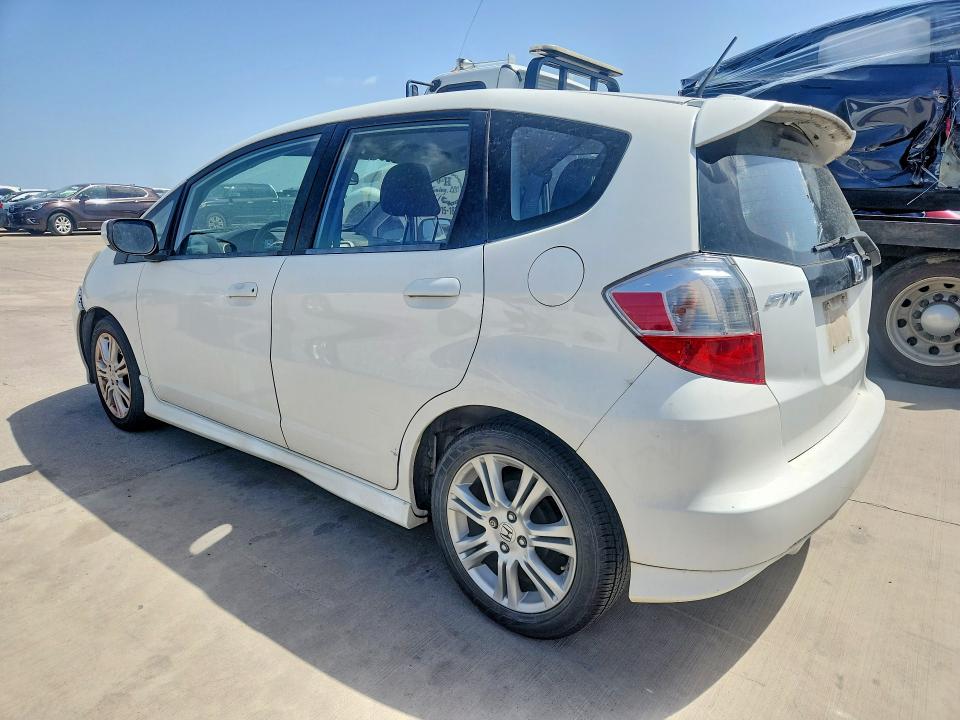 2011 Honda Fit მანქანა იყიდება აუქციონზე, vin: JHMGE8H57BC001838, აუქციონის ნომერი: 58977326
