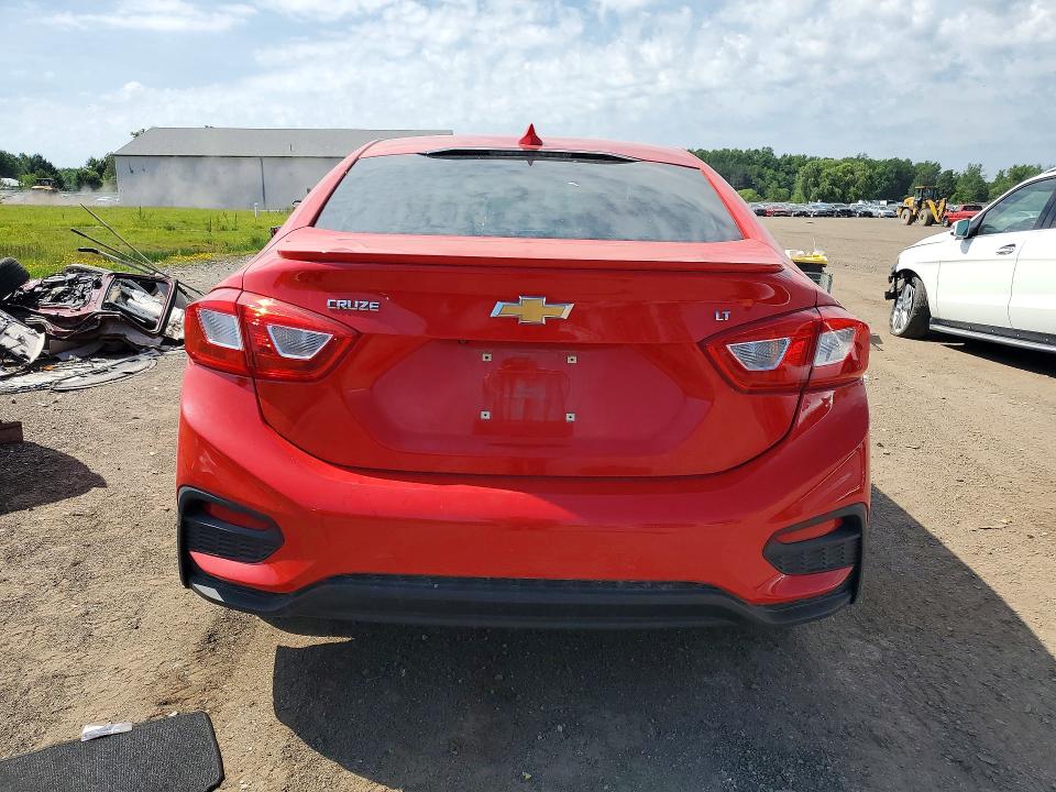 2017 Chevrolet Cruze მანქანა იყიდება აუქციონზე, vin: 1G1BE5SM3H7110012, აუქციონის ნომერი: 56657416