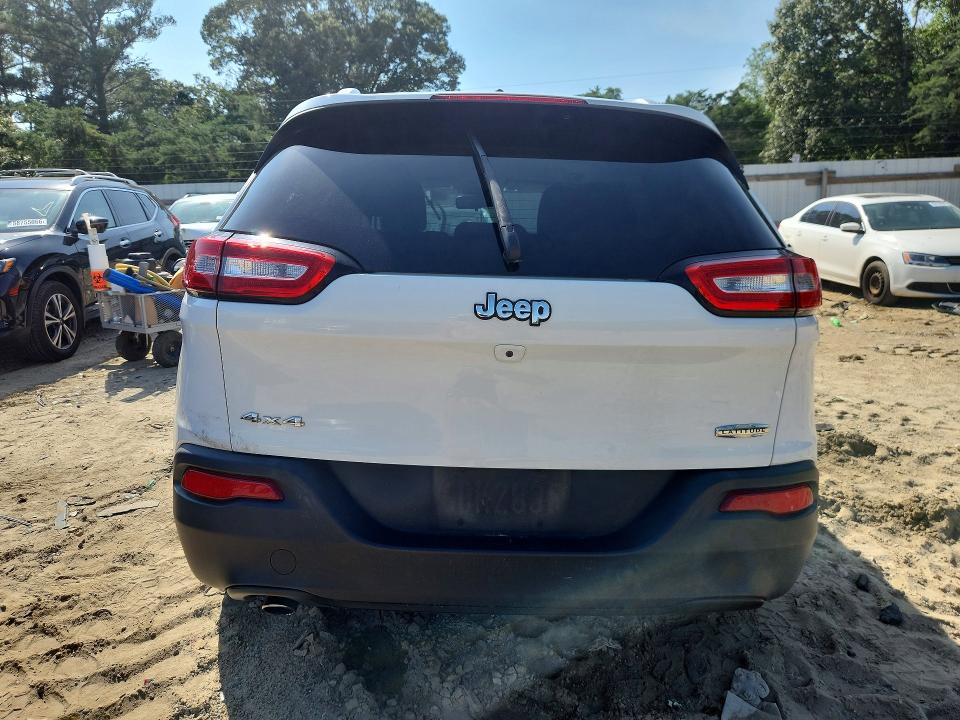 58845206 :رقم المزاد ، 1C4PJMCB4FW793194 vin ، 2015 Jeep Cherokee مزاد بيع