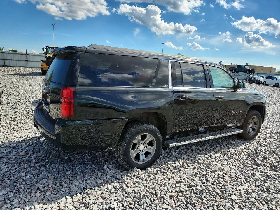 2015 Chevrolet Suburban მანქანა იყიდება აუქციონზე, vin: 1GNSKJKC0FR737727, აუქციონის ნომერი: 58510866