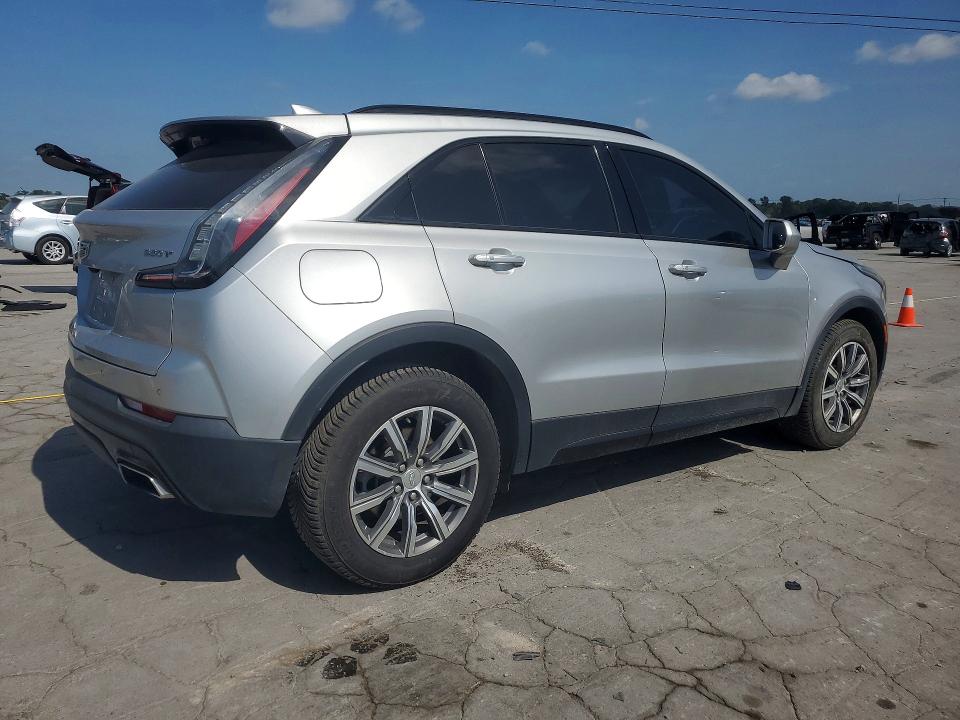 85610805 :رقم المزاد ، 1GYFZFR47LF148411 vin ، 2020 Cadillac Xt4 مزاد بيع