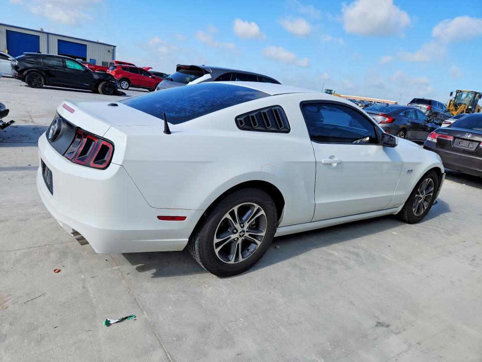 56360446 :رقم المزاد ، 1ZVBP8AM7E5264523 vin ، 2014 Ford Mustang مزاد بيع