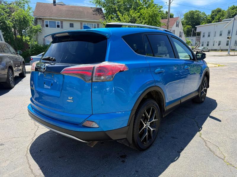 57616866 :رقم المزاد ، JTMJFREV6HJ715818 vin ، 2017 Toyota Rav4 مزاد بيع