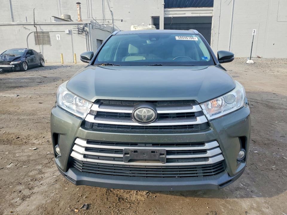 2017 Toyota Highlander მანქანა იყიდება აუქციონზე, vin: 5TDJZRFH6HS474930, აუქციონის ნომერი: 58046106