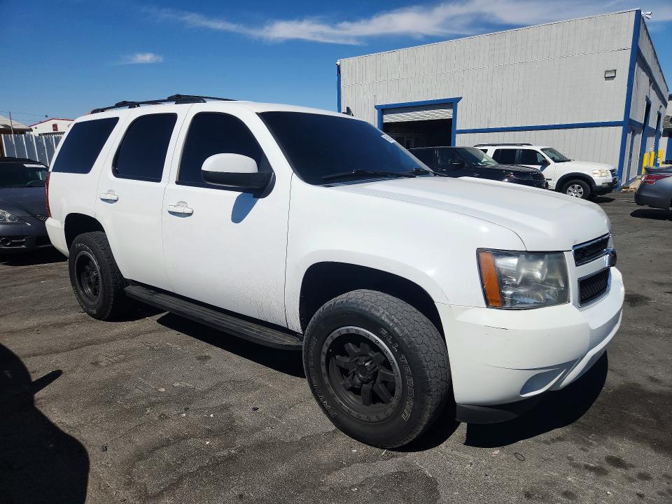 55993686 :رقم المزاد ، 1GNSCBE08CR228145 vin ، 2012 Chevrolet Tahoe مزاد بيع