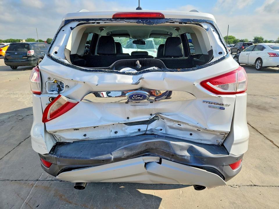 Продажа на аукционе авто 2015 Ford Escape, vin: 1FMCU9J95FUC67361, номер лота: 57425556