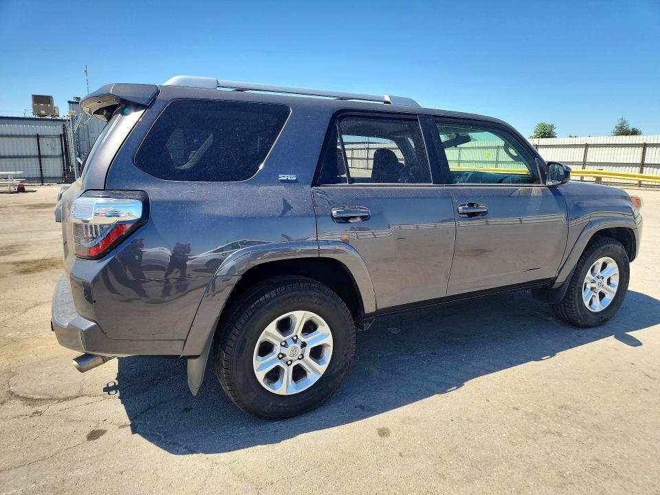 2015 Toyota 4runner მანქანა იყიდება აუქციონზე, vin: JTEZU5JR3F5099006, აუქციონის ნომერი: 57143106