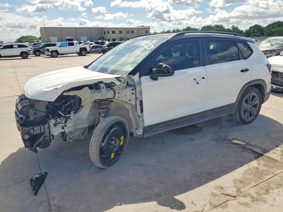 Продажа на аукционе авто 2025 Volkswagen Taos, vin: 3VV3C7B25SM050406, номер лота: 56869106