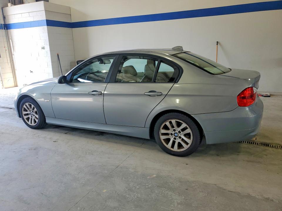73344685 :رقم المزاد ، WBAVB17536NK37596 vin ، 2006 Bmw 325 مزاد بيع