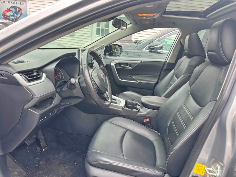 58690046 :رقم المزاد ، 2T3A1RFV5KC056122 vin ، 2019 Toyota Rav4 مزاد بيع