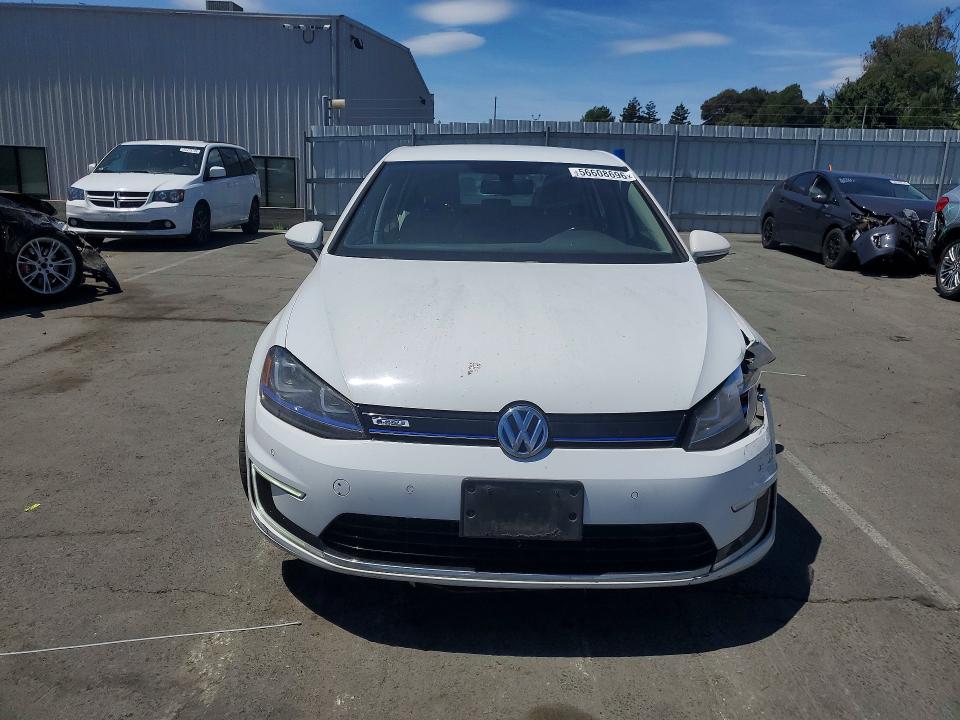 2015 Volkswagen E-golf მანქანა იყიდება აუქციონზე, vin: WVWPP7AU2FW901915, აუქციონის ნომერი: 56608696