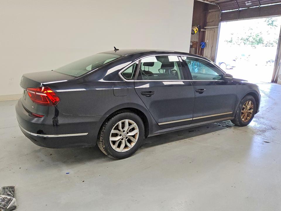Продажа на аукционе авто 2017 Volkswagen Passat, vin: 1VWAT7A35HC007787, номер лота: 53573586