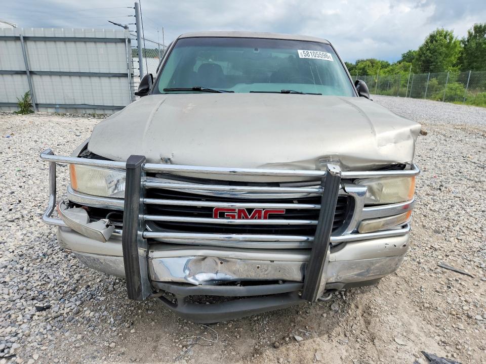 58105596 :رقم المزاد ، 1GTEC19T4YZ365871 vin ، 2000 Gmc New Sierra مزاد بيع