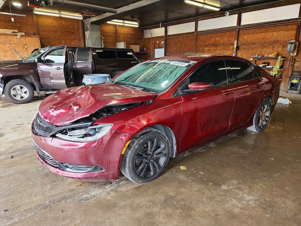 58328546 :رقم المزاد ، 1C3CCCAB5FN714048 vin ، 2015 Chrysler 200 مزاد بيع