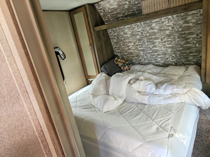 57732786 :رقم المزاد ، 4YDT33B26K1532478 vin ، 2019 Keystone Rv Sprinter Series مزاد بيع