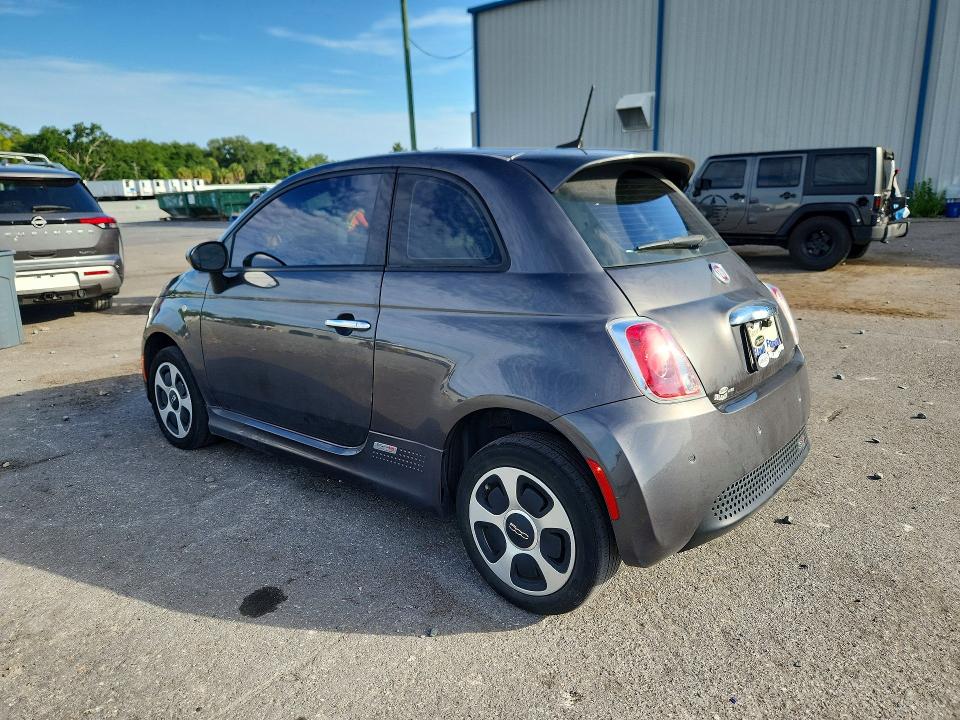 Продаж на аукціоні авто 2017 Fiat 500, vin: 3C3CFFGE7HT699369, номер лоту: 56585976