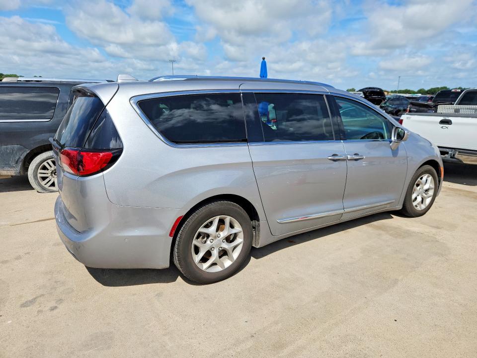 Продажа на аукционе авто 2018 Chrysler Pacifica, vin: 2C4RC1EG1JR350433, номер лота: 57019236