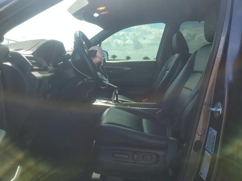 58044126 :رقم المزاد ، 5FNYF7H57MB006010 vin ، 2021 Honda Passport مزاد بيع