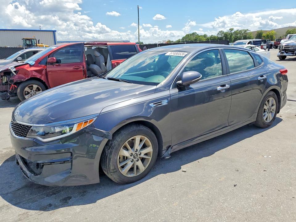 57486526 :رقم المزاد ، KNAGT4L35J5212106 vin ، 2018 Kia Optima مزاد بيع