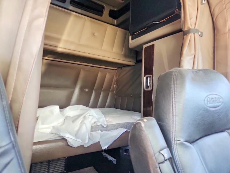 Продажа на аукционе авто 2014 Peterbilt 389, vin: 1XPXD49X4ED222243, номер лота: 85623225