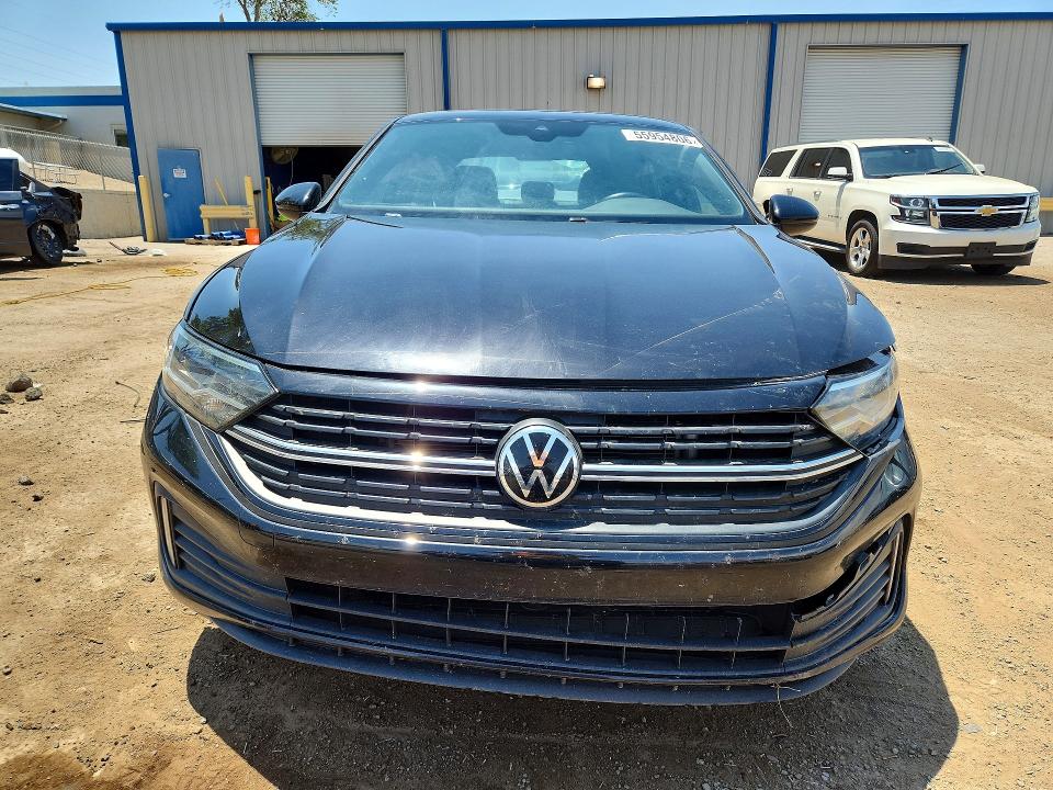 55954806 :رقم المزاد ، 3VWBM7BU1NM018532 vin ، 2022 Volkswagen Jetta مزاد بيع