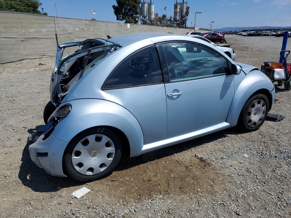57877956 :رقم المزاد ، 3VWPG3AG7AM020247 vin ، 2010 Volkswagen New Beetle مزاد بيع