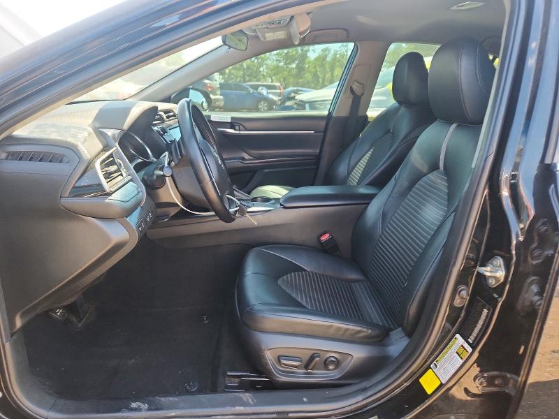 58803046 :رقم المزاد ، 4T1B11HK2KU798414 vin ، 2019 Toyota Camry مزاد بيع