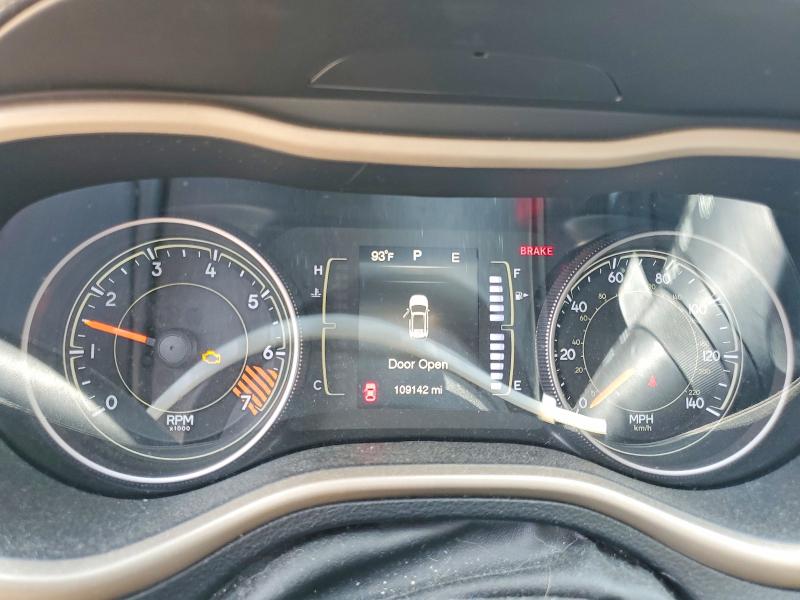 Продаж на аукціоні авто 2015 Jeep Cherokee, vin: 1C4PJLCBXFW722916, номер лоту: 58749126