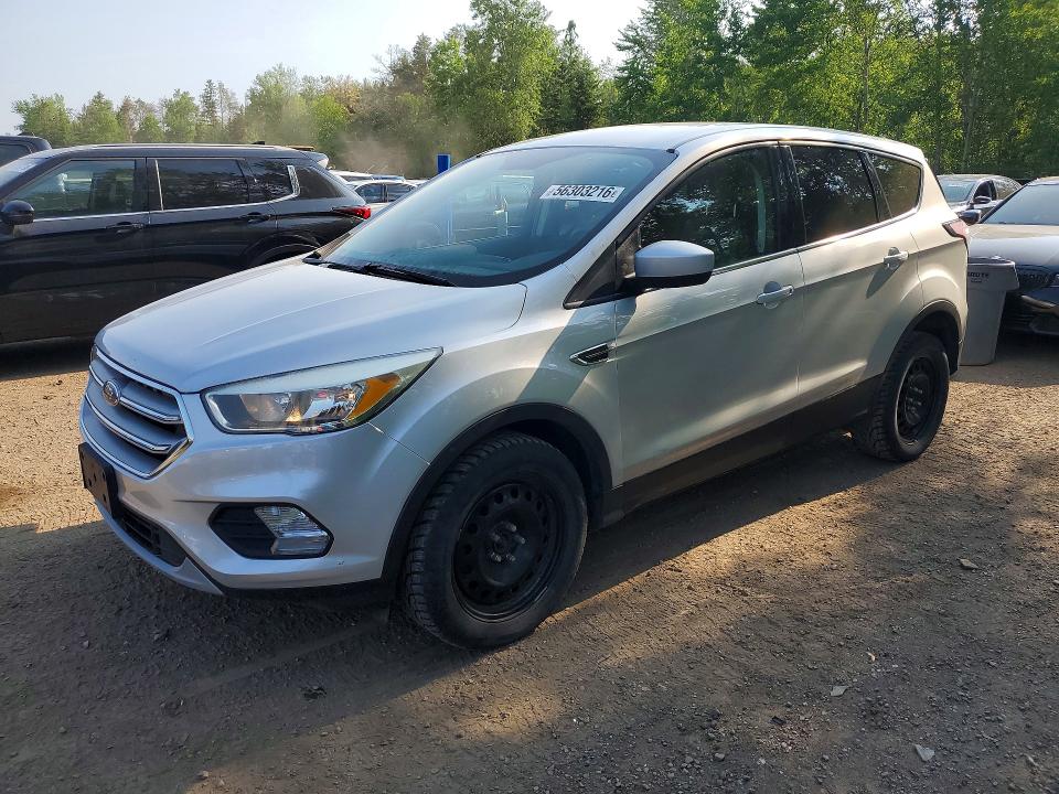 56303216 :رقم المزاد ، 1FMCU0GD3HUE77600 vin ، 2017 Ford Escape مزاد بيع