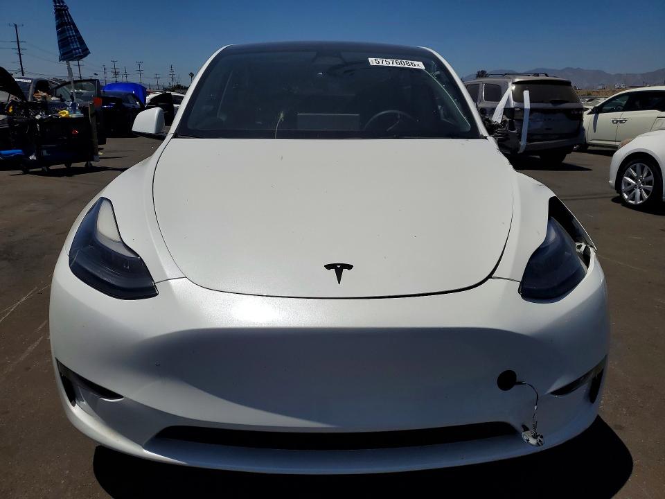57576086 :رقم المزاد ، 7SAYGDEF2PF713869 vin ، 2023 Tesla Model Y مزاد بيع