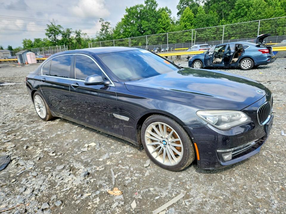 57398226 :رقم المزاد ، WBAYF8C5XDD140270 vin ، 2013 Bmw 750 مزاد بيع