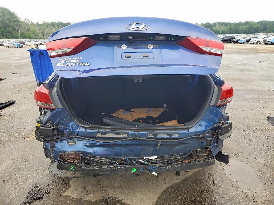 2017 Hyundai Elantra მანქანა იყიდება აუქციონზე, vin: 5NPD84LF3HH080488, აუქციონის ნომერი: 57162326