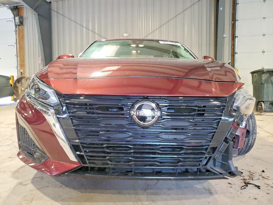 58033896 :رقم المزاد ، 1N4BL4EW3RN383569 vin ، 2024 Nissan Altima مزاد بيع
