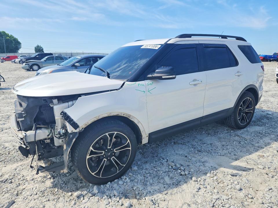 55741086 :رقم المزاد ، 1FM5K8GT1FGA84131 vin ، 2015 Ford Explorer مزاد بيع