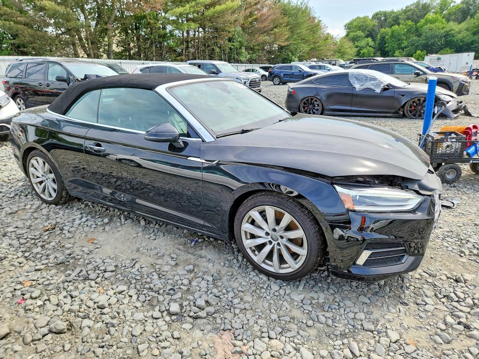 57019186 :رقم المزاد ، WAUWNGF54JN011205 vin ، 2018 Audi A5 مزاد بيع