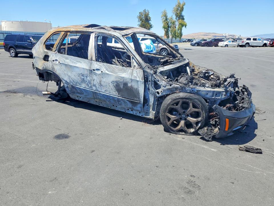 2013 Bmw X5 მანქანა იყიდება აუქციონზე, vin: 5UXZV4C58D0E09586, აუქციონის ნომერი: 57061476