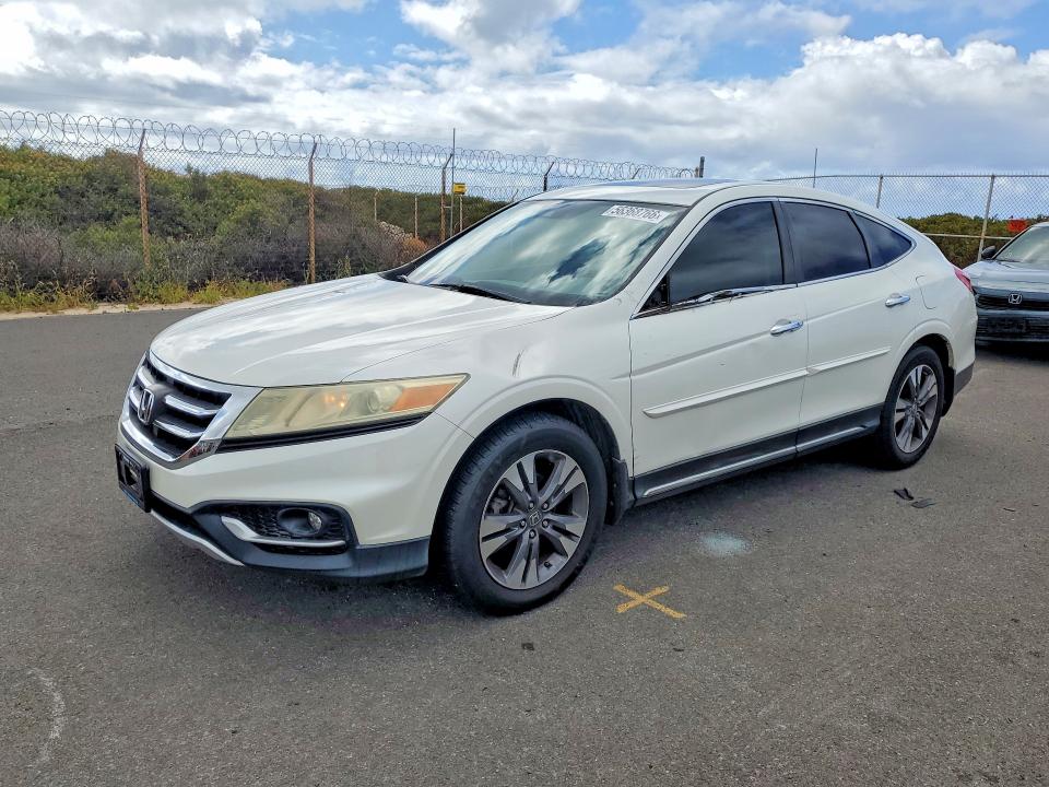56368766 :رقم المزاد ، 5J6TF1H51FL000155 vin ، 2015 Honda Crosstour مزاد بيع