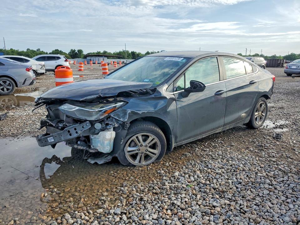 Продаж на аукціоні авто 2018 Chevrolet Cruze, vin: 1G1BE5SM5J7128744, номер лоту: 55951236