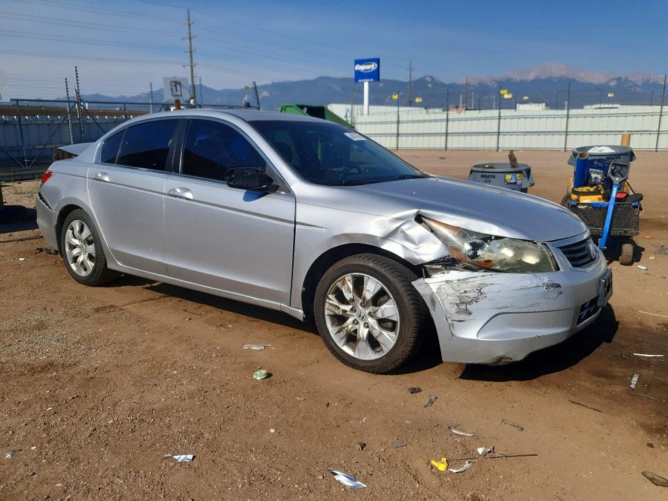 2010 Honda Accord მანქანა იყიდება აუქციონზე, vin: 1HGCP2F76AA049564, აუქციონის ნომერი: 58407656
