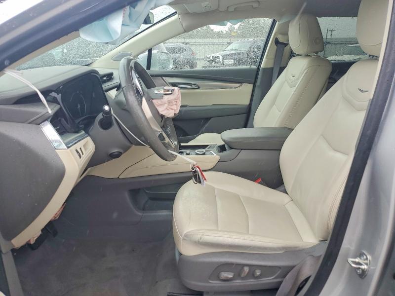 57705396 :رقم المزاد ، 1GYKNCRS3LZ142725 vin ، 2020 Cadillac Xt5 مزاد بيع