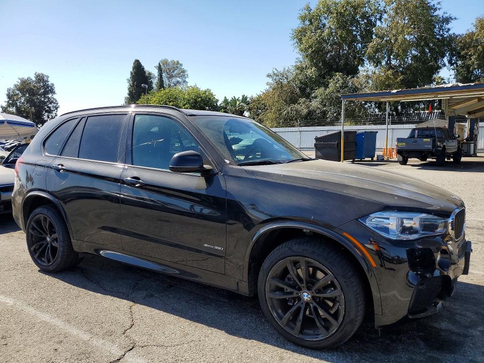 57424736 :رقم المزاد ، 5UXKR0C5XJ0X98738 vin ، 2018 Bmw X5 مزاد بيع
