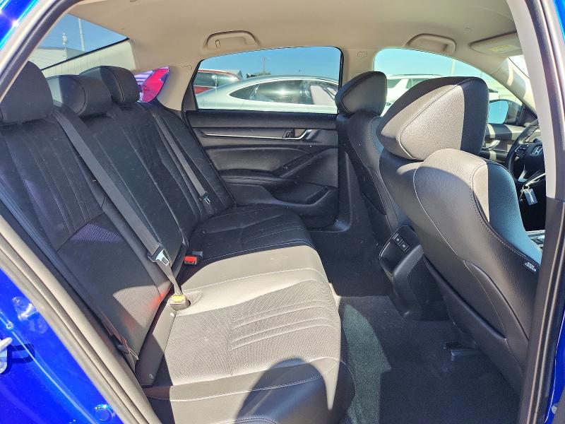 56176076 :رقم المزاد ، 1HGCV1F40NA091210 vin ، 2022 Honda Accord مزاد بيع